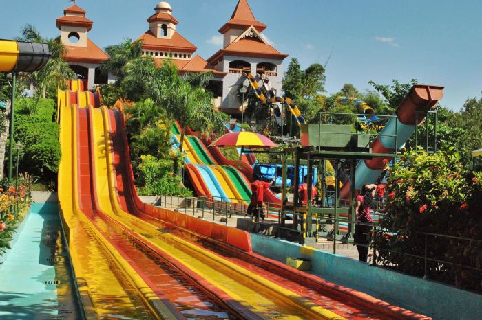 Batu tiket waterpark masuk