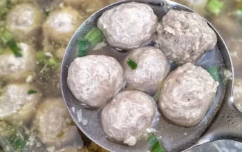 Resep Kuah Bakso Sapi Lezat, Rahasia Bikin Kuah Gurih dan Nikmat ala Rumahan, Cocok untuk Pemula!