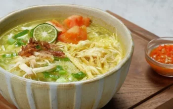 Resep Soto Ayam Bening, Rahasia Kuah Gurih dan Segar yang Bikin Keluarga Ketagihan dalam 5 Langkah Mudah