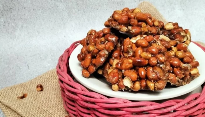 Resep Ampyang Kacang, Cara Mudah Membuat Camilan Renyah, Manis, dan Nikmat untuk Semua Acara