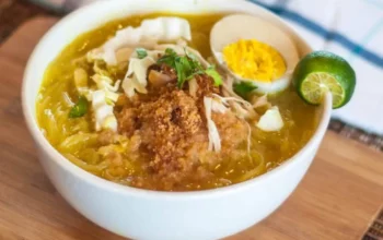 Resep Soto Bumbu BMM, Rahasia Lezat ala Rumahan yang Bikin Ketagihan dalam Satu Suapan!