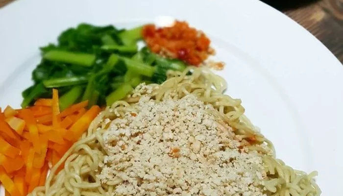 Resep Cwie Mie Pangsit Malang, Rahasia Nikmatnya Kuah Gurih dan Topping Lengkap yang Bikin Ketagihan