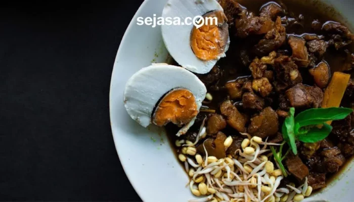 Resep Rawon Sempurna, Rahasia Kuah Hitam Khas Jawa yang Gurih dan Menggugah Selera, Cocok untuk Santapan Spesial