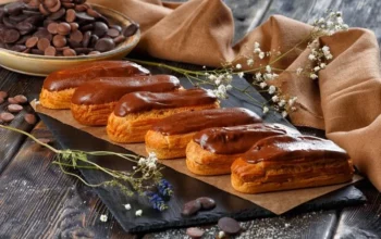 Resep Eclair Sus Lembut dan Simpel, Rahasia Dessert ala Kafe yang Bisa Dibuat di Rumah dengan Mudah