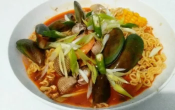 Resep Jjampong Korea Pedas Gurih, Rahasia Bikin Kuah Nikmat dan Segar dalam 30 Menit!