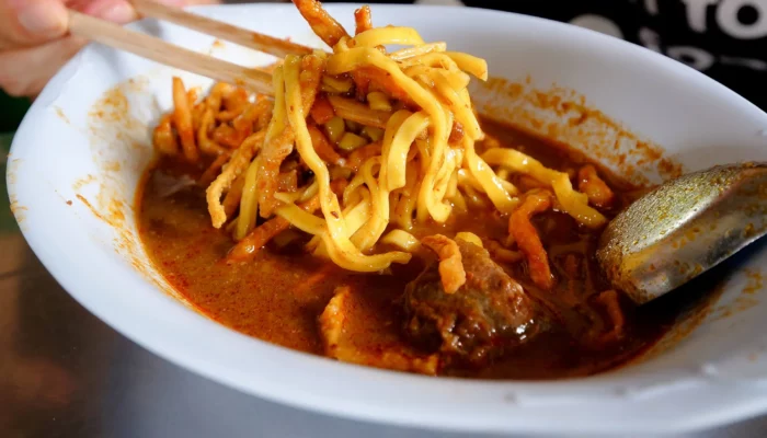 Resep Khao Soi Autentik, Rahasia Nikmatnya Kuah Kental dan Rempah Wangi yang Bikin Ketagihan, Cocok untuk Pemula!