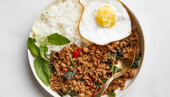 Resep Khao Pad Sempurna, Rahasia Membuat Nasi Goreng Thailand Autentik yang Bikin Ketagihan