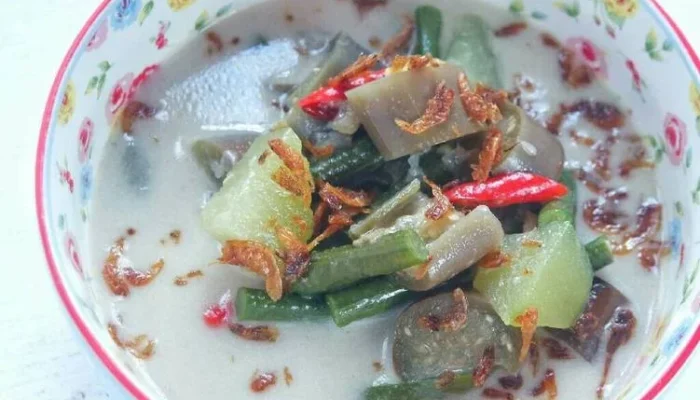 Resep Lodeh Terong Sederhana, Lezat dan Praktis untuk Santapan Keluarga yang Menggugah Selera