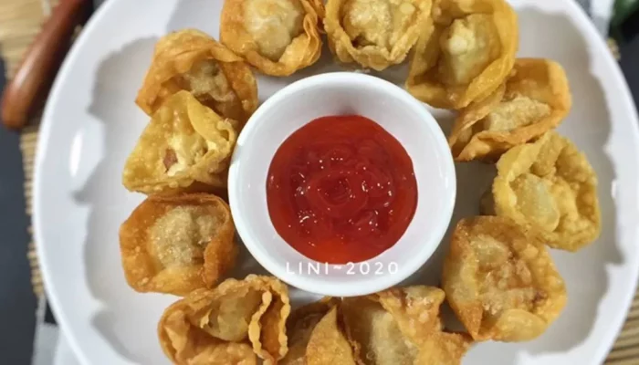 Resep Pangsit Sempurna, Rahasia Membuat Kulit Tipis dan Isian Juicy yang Bikin Ketagihan