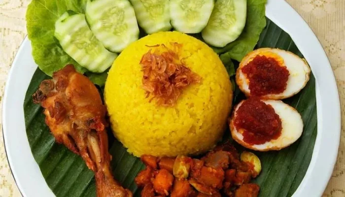 Resep Nasi Kuning 2kg Beras, Cara Mudah Masak dalam Sekali Proses untuk Acara Besar yang Meriah dan Hemat Waktu